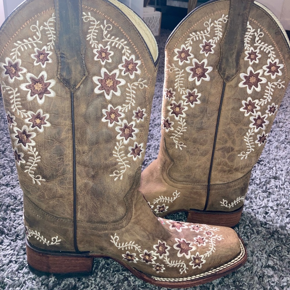 Circle G Cowboy Boots